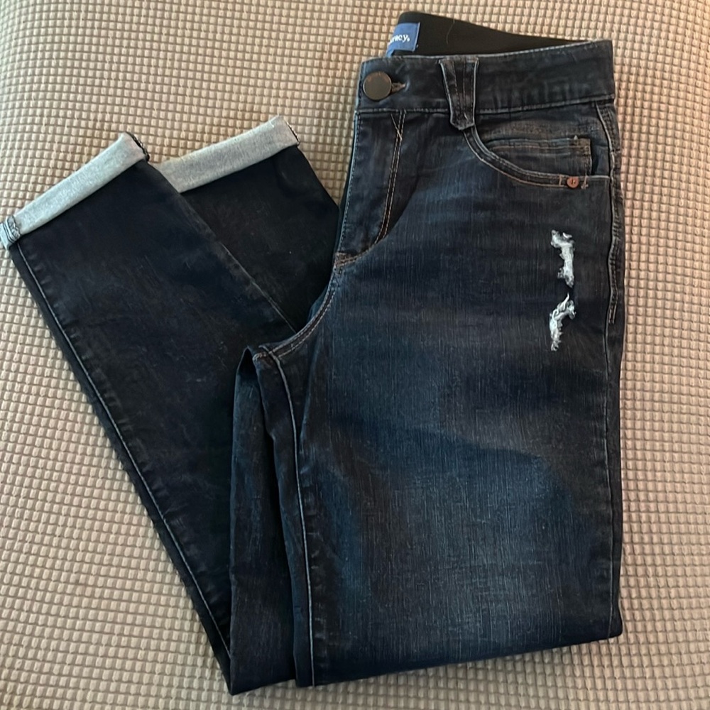 Democracy “Ab”solution jeggings. Like new.  dark wash. Slight distressing. Sz 8